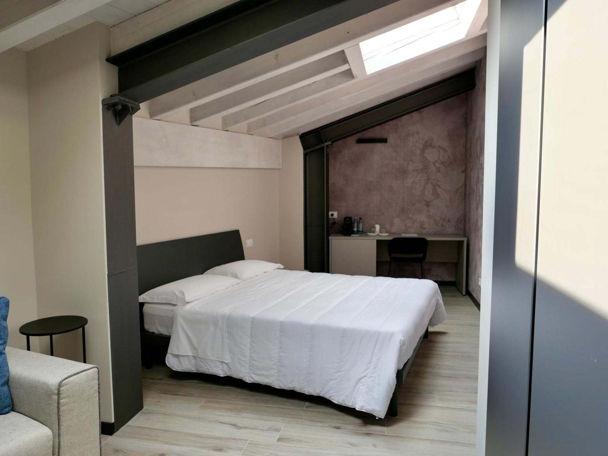 Monte Isola - Decio Rooms Zewnętrze zdjęcie