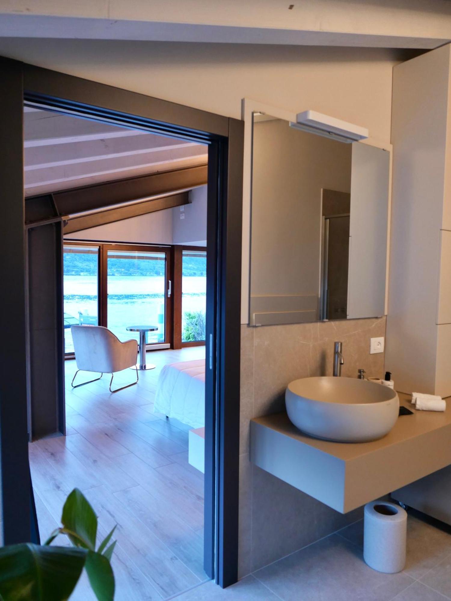 Monte Isola - Decio Rooms Zewnętrze zdjęcie